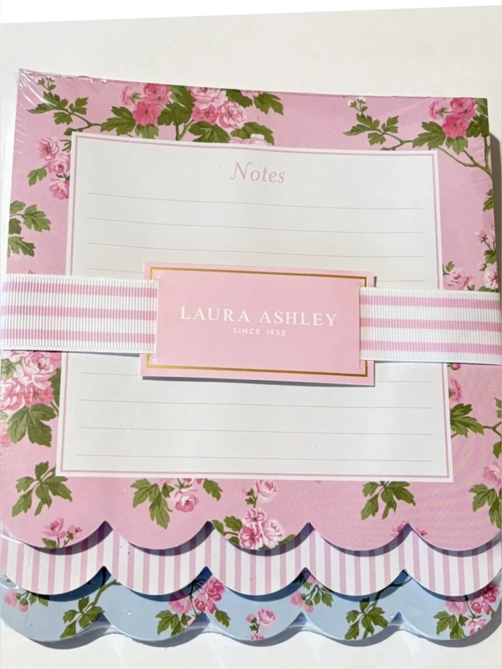 New Laura Ashley Pink Pink Blue & White Scalloped 3 Pack Note Pads Lined